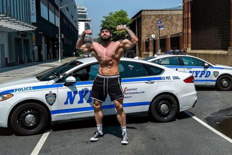 Lukas Lakutsin (@lucaslakutsin) - Instagram