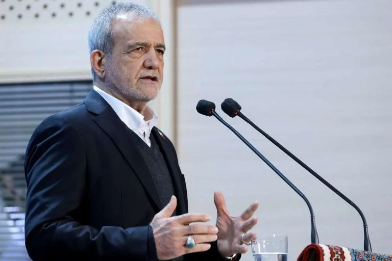 سیاست بحران در تهران