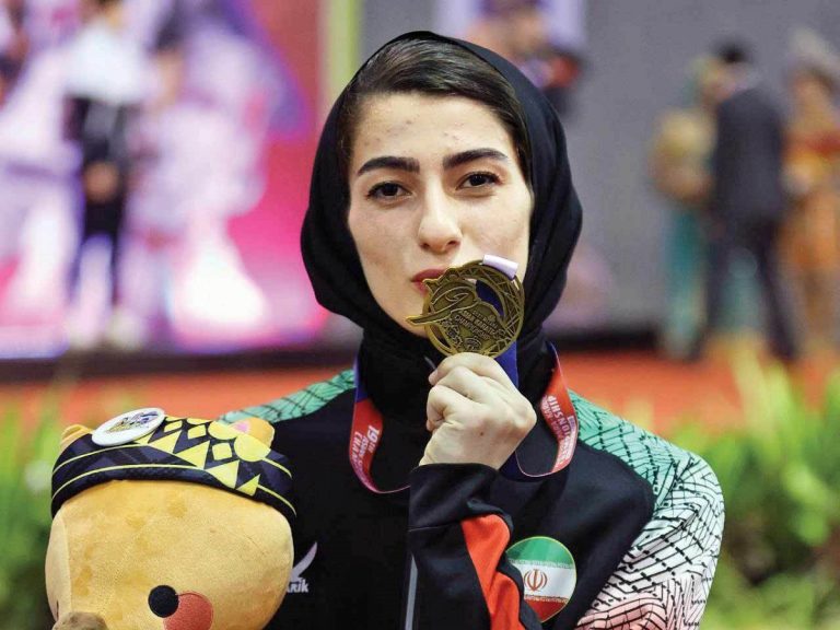آتوسا گلشادنژاد مدال طلای کاراته را از آن خود کرد!