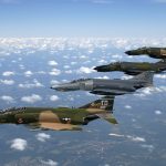 پرواز جنگنده بر فراز تهران تأیید شد