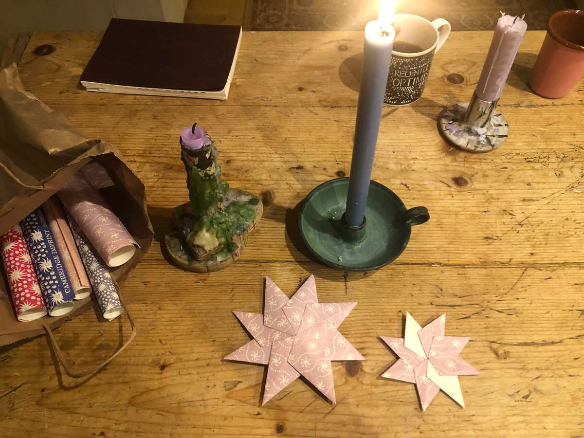 فال شمع سرنوشت امروز دوشنبه 19 آبان 1404